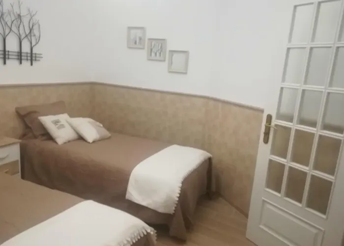 Isaura Henriques * Пениши